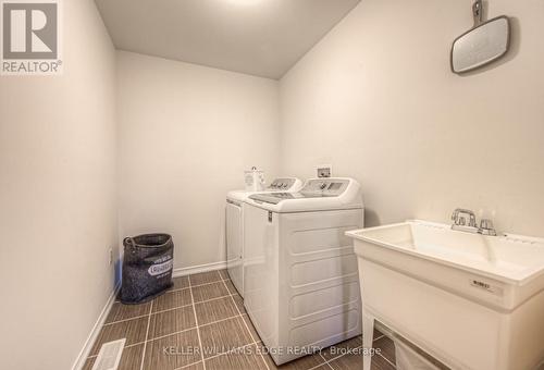25 Anderson Rd, Brantford, ON - Indoor Photo Showing Laundry Room