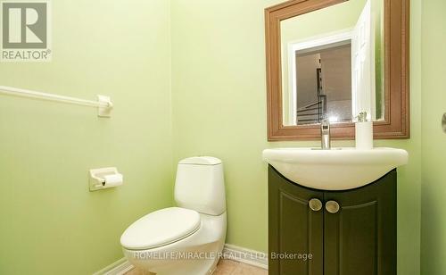 5 Percy Gate, Brampton, ON - Indoor Photo Showing Bathroom