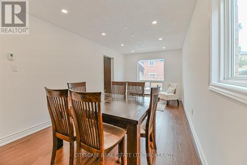 32 Pennsylvania Ave, Brampton, ON - Indoor Photo Showing Dining Room