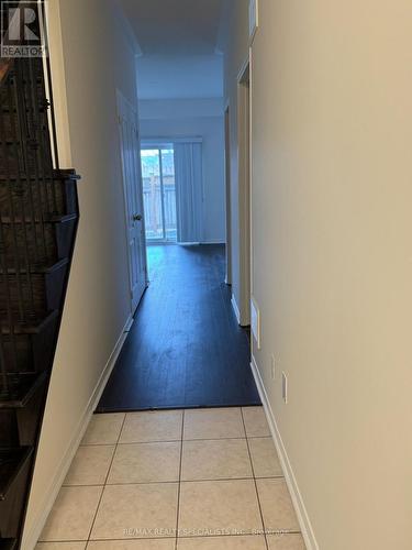#5 -3350 Thomas St, Mississauga, ON - Indoor Photo Showing Other Room