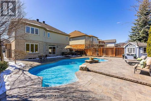 4263 Clubview Dr, Burlington, ON - Outdoor With In Ground Pool With Deck Patio Veranda