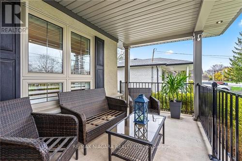 614 Clare Ave, Welland, ON - Outdoor With Deck Patio Veranda With Exterior