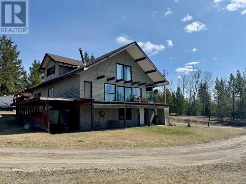 5881 Little Fort 24 Highway, 100 Mile House, BC - Outdoor