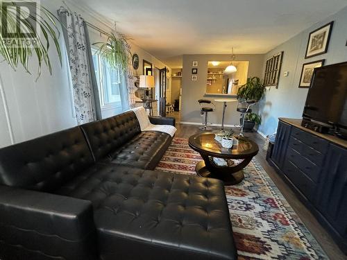 53 803 Hodgson Road, Williams Lake, BC - Indoor Photo Showing Living Room