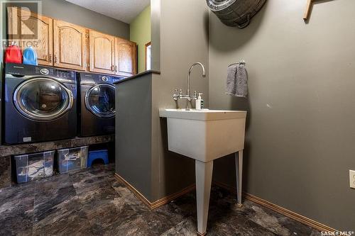 Martens Acreage, Rosthern Rm No. 403, SK - Indoor Photo Showing Laundry Room