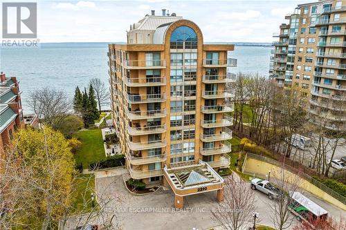 #406 -2210 Lakeshore Rd, Burlington, ON - Outdoor With Body Of Water With Balcony With Facade