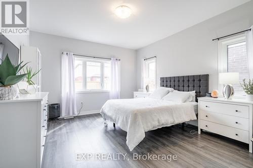 9469 Tallgrass Avenue, Niagara Falls, ON - Indoor Photo Showing Bedroom