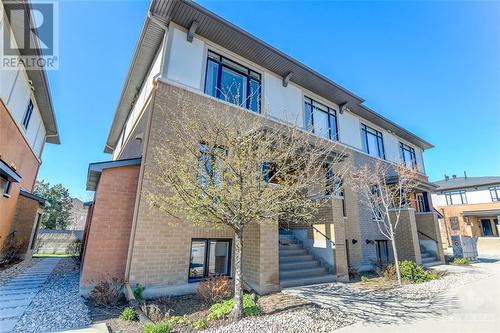 27 Bergeron Private, Orleans, ON - Outdoor