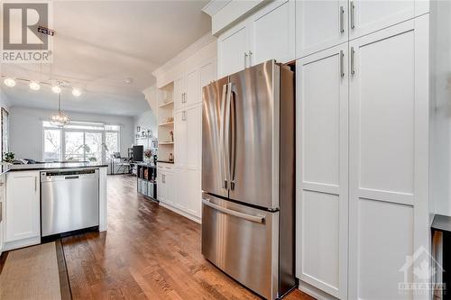 27 Bergeron Private, Orleans, ON - Indoor Photo Showing Kitchen With Stainless Steel Kitchen