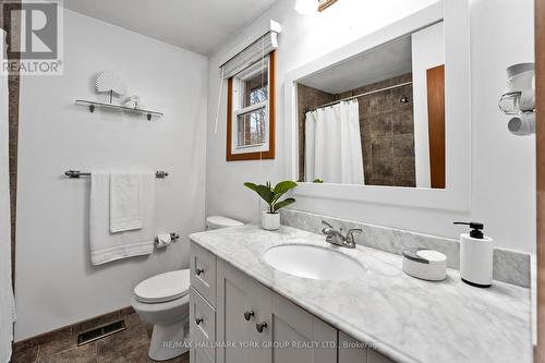 2 Pinewood Trail, Adjala-Tosorontio, ON - Indoor Photo Showing Bathroom