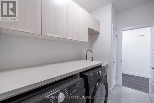 308 Stathis Blvd, Sarnia, ON - Indoor Photo Showing Laundry Room