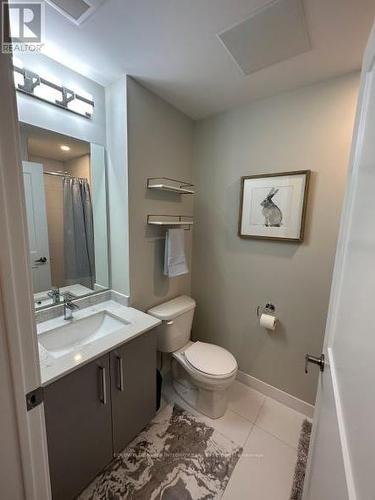 #2203 -15 Queen St S, Hamilton, ON - Indoor Photo Showing Bathroom
