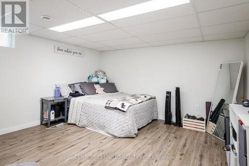 935 Philip St, Peterborough, ON - Indoor Photo Showing Bedroom