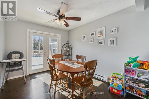 905 Gilchrist Bay Rd, Douro-Dummer, ON - Indoor Photo Showing Dining Room