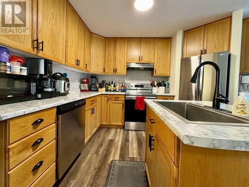 10 25 Westridge Drive, Williams Lake, BC - Indoor Photo Showing Kitchen