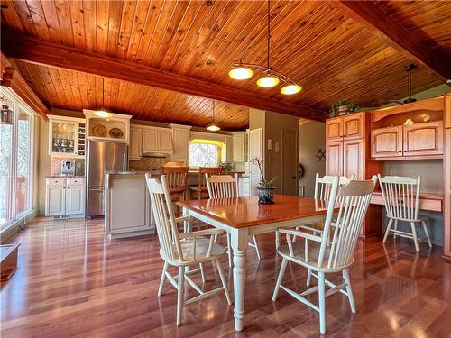106083 Hwy 1W Road, Brandon, MB - Indoor Photo Showing Dining Room
