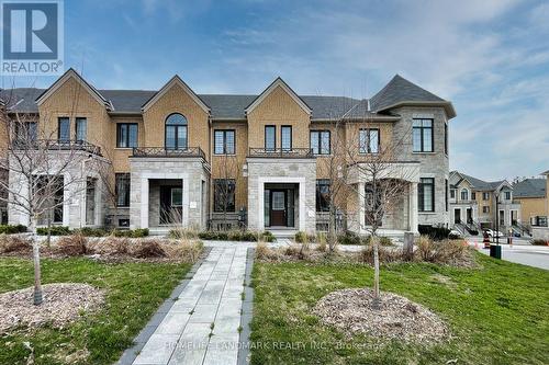 259 Bloomington Rd W, Richmond Hill, ON - Outdoor With Facade