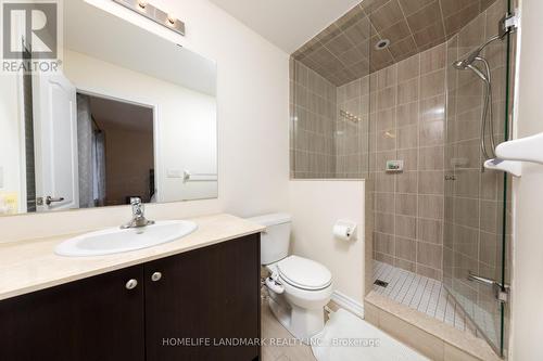 259 Bloomington Rd W, Richmond Hill, ON - Indoor Photo Showing Bathroom