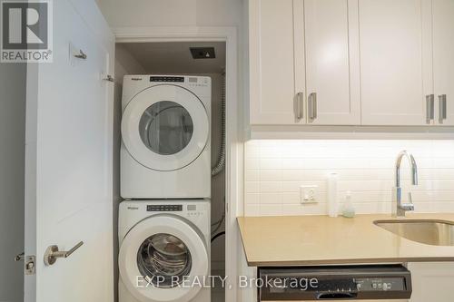 Th08 - 1010 Portage Parkway, Vaughan, ON - Indoor Photo Showing Laundry Room
