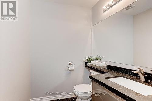 307 Dundas Way, Markham, ON - Indoor Photo Showing Bathroom