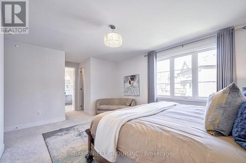 86 Sikura Circle, Aurora, ON - Indoor Photo Showing Bedroom