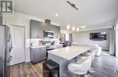 218 Beasley Cres, Prince Edward County, ON - Indoor Photo Showing Kitchen