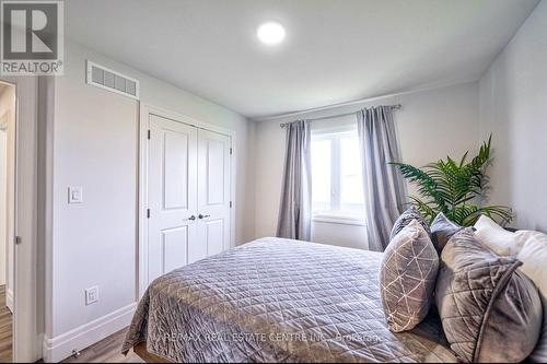 218 Beasley Cres, Prince Edward County, ON - Indoor Photo Showing Bedroom