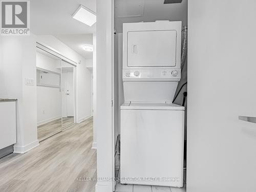 #301 -25 Telegram Mews, Toronto, ON -  Photo Showing Laundry Room