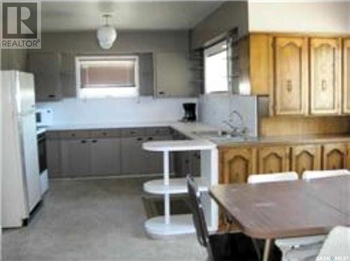 608 B Avenue W, Wynyard, SK - Indoor Photo Showing Kitchen