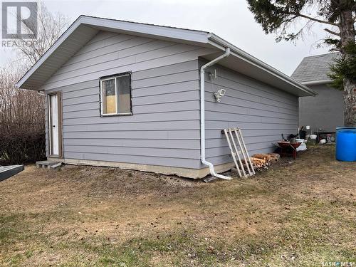 608 B Avenue W, Wynyard, SK - Outdoor With Exterior