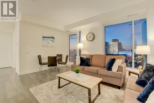 5307 - 28 Freeland Street, Toronto, ON - Indoor Photo Showing Living Room
