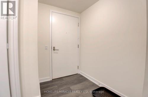 5307 - 28 Freeland Street, Toronto, ON - Indoor Photo Showing Other Room