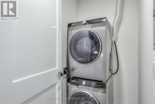 1 Cranswick Lane, Ajax, ON - Indoor Photo Showing Laundry Room