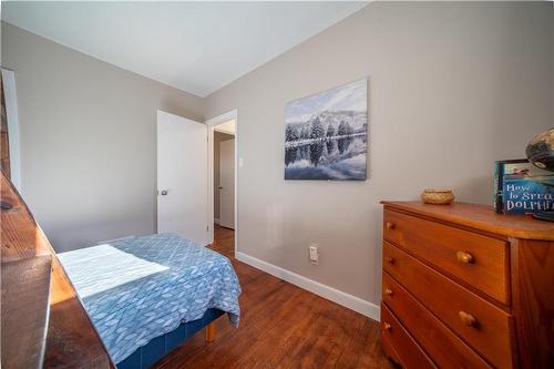 137 Prospect Avenue, Russell, MB - Indoor Photo Showing Bedroom