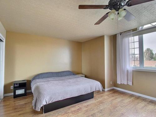 Master bedroom - 551 3E Avenue, Barraute, QC - Indoor Photo Showing Bedroom