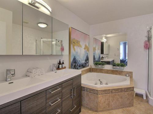 Salle de bains - 3356 Rue Antoine-Samson, Sherbrooke (Les Nations), QC - Indoor Photo Showing Bathroom