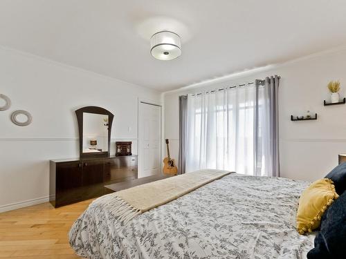 Master bedroom - 122 Boul. Fortier, Saint-Isidore-De-Clifton, QC - Indoor Photo Showing Bedroom