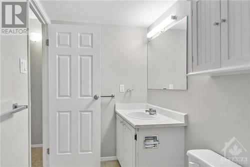 15 Findlay Avenue Unit#205, Carleton Place, ON - Indoor Photo Showing Bathroom
