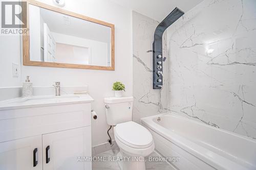 321 - 2351 Kennedy Road, Toronto, ON - Indoor Photo Showing Bathroom