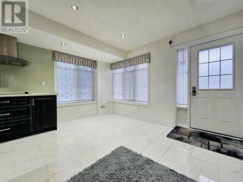 #Main Fl -303 Caboto Tr, Markham, ON - Indoor Photo Showing Other Room