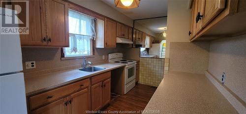 3500 Dominion Boulevard, Windsor, ON - Indoor Photo Showing Kitchen