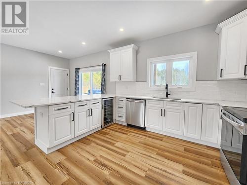 3 Pierce St N, Oliphant, ON - Indoor Photo Showing Kitchen With Stainless Steel Kitchen With Upgraded Kitchen