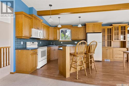 227 & 229 Lakeview Avenue, Saskatchewan Beach, SK - Indoor Photo Showing Kitchen