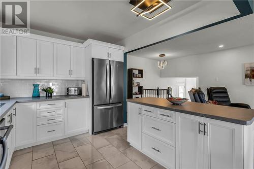 1724 Cumberland Street, Cornwall, ON - Indoor Photo Showing Kitchen