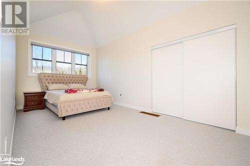 2nd Floor bedroom #1 - 1020 Ridgeline Drive, Lake Of Bays (Twp), ON - Indoor Photo Showing Bedroom