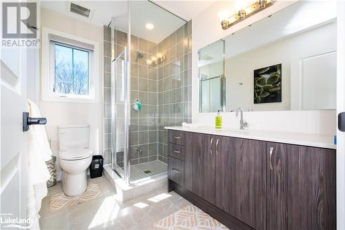 2nd floor 3 peice bathroom - 1020 Ridgeline Drive, Lake Of Bays (Twp), ON - Indoor Photo Showing Bathroom