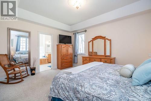 10 Meadowbrook Blvd, Tiny, ON - Indoor Photo Showing Bedroom