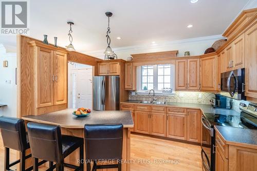 10 Meadowbrook Blvd, Tiny, ON - Indoor Photo Showing Kitchen With Double Sink