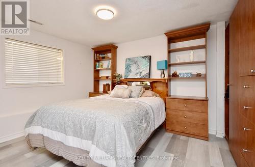 67 Moir Cres, Barrie, ON - Indoor Photo Showing Bedroom