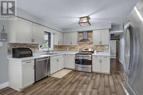 25510 Silver Clay Line, West Elgin, ON - Indoor Photo Showing Kitchen With Double Sink